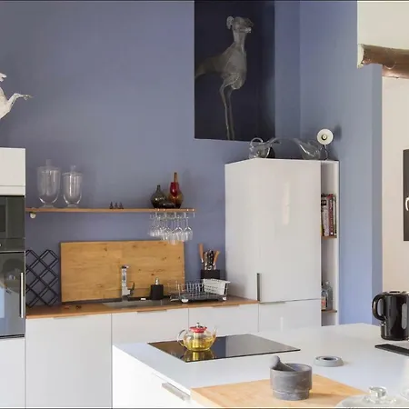 Chambre Pop Provence * Пьерлат